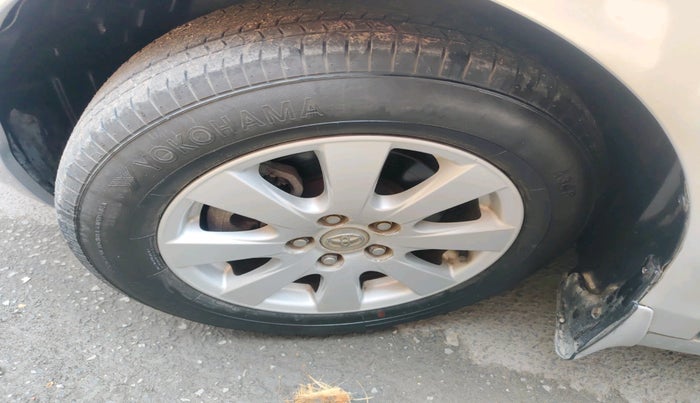 2007 Toyota Camry W2 AT, Petrol, Automatic, 39,783 km, tyre