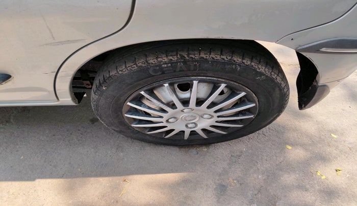 2011 Maruti Alto K10 LXI, Petrol, Manual, 99,028 km, tyre