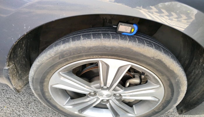 2017 Hyundai Verna 1.6 VTVT SX, Petrol, Manual, 36,057 km, tyre