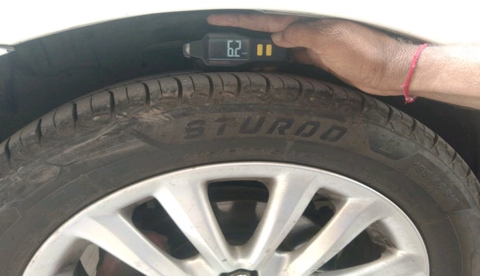 2013 Toyota Etios VD, Diesel, Manual, 2,96,313 km, tyre