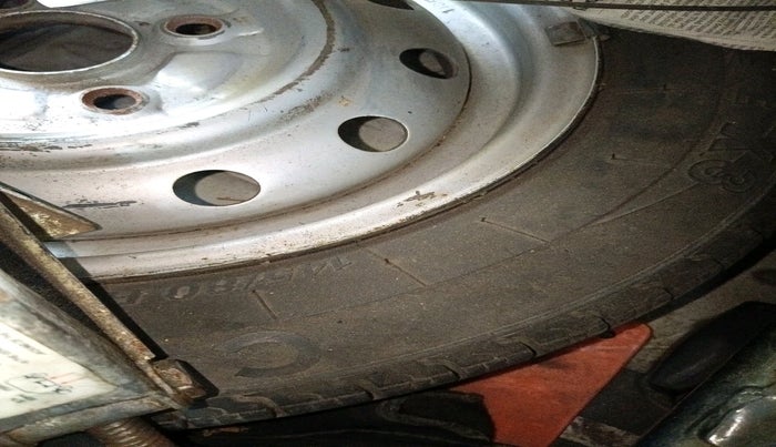 2011 Maruti Wagon R 1.0 LXI CNG, CNG, Manual, 1,44,926 km, tyre