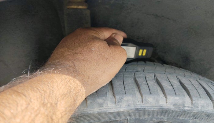 2011 Ford Fiesta ZXI 1.6 PETROL, Petrol, Manual, 73,452 km, tyre