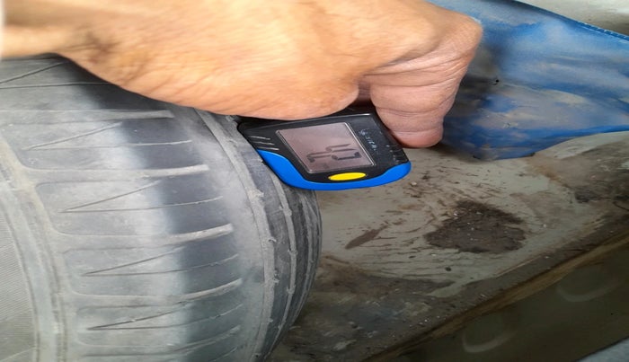 2018 Maruti Vitara Brezza VDI, Diesel, Manual, 93,381 km, tyre