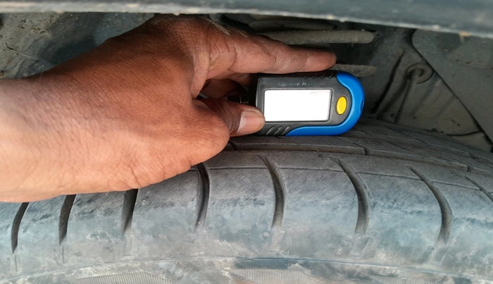 2018 Maruti Vitara Brezza VDI, Diesel, Manual, 93,381 km, tyre