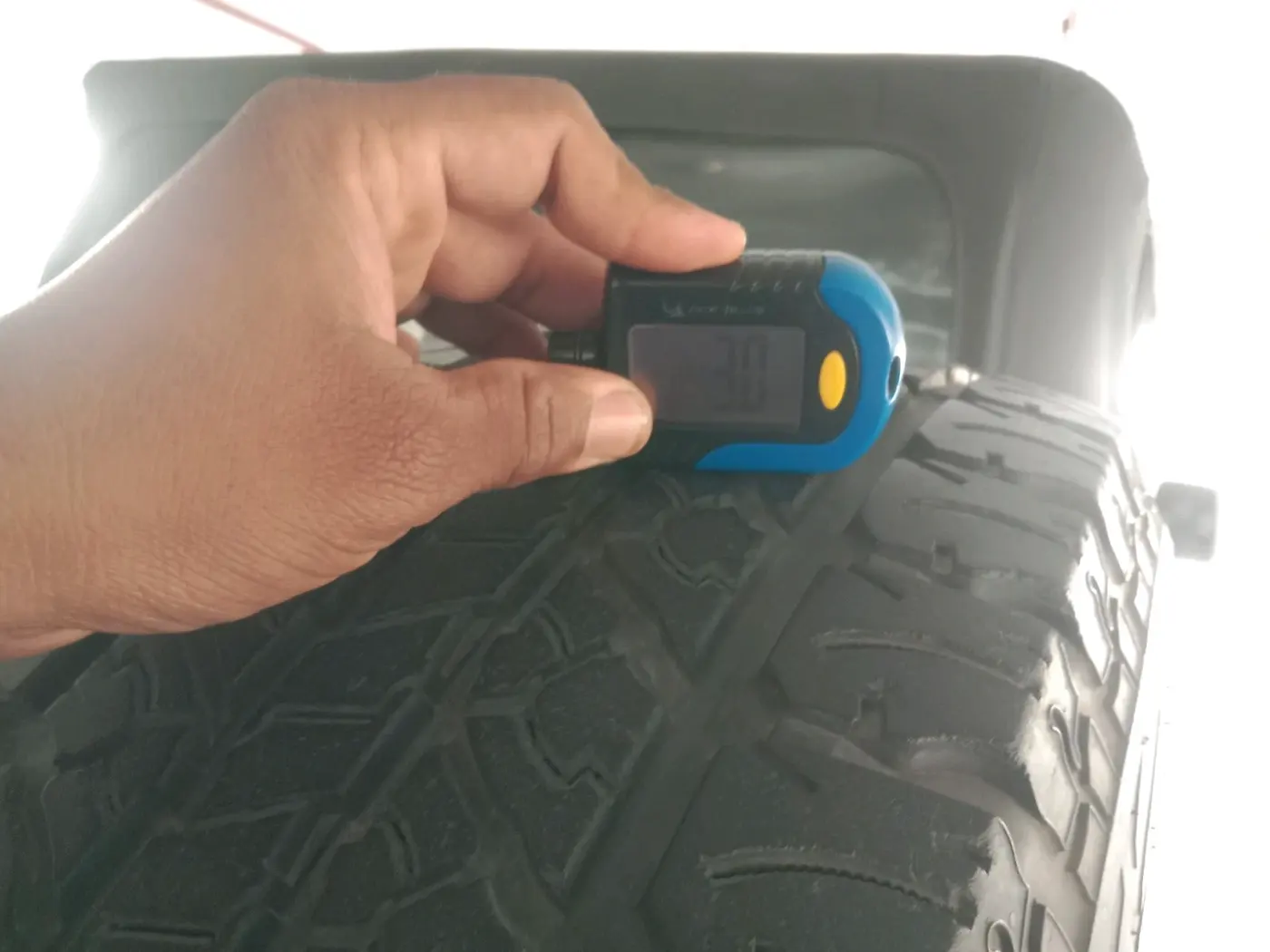 2020 Mahindra Thar LX  P 4WD AT CONVERTIBLE, Petrol, Automatic, 31,801 km, tyre