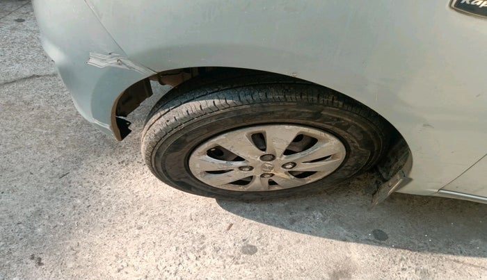 2012 Hyundai i10 SPORTZ 1.2 AT, Petrol, Automatic, 1,01,688 km, tyre