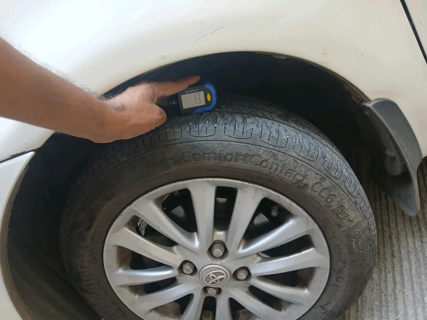 2014 Toyota Etios VX, Petrol, Manual, 64,841 km, tyre