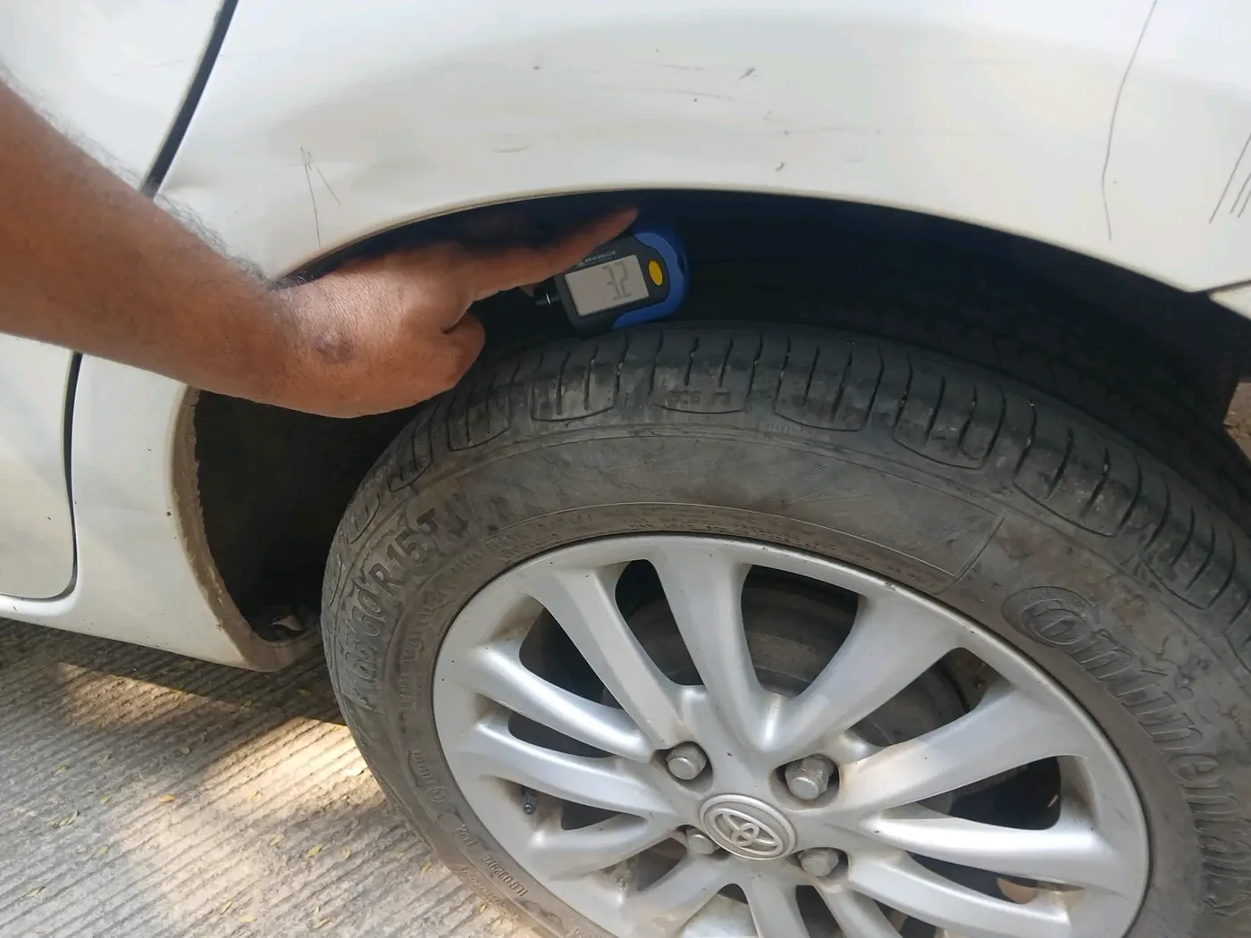 2014 Toyota Etios VX, Petrol, Manual, 64,841 km, tyre
