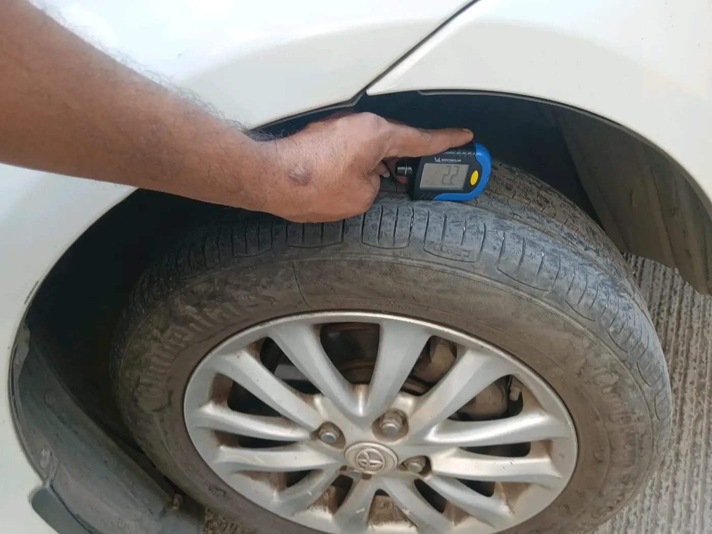2014 Toyota Etios VX, Petrol, Manual, 64,841 km, tyre