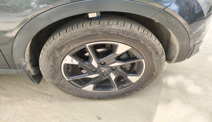 2019 Tata NEXON XM PETROL, Petrol, Manual, 52,034 km, tyre