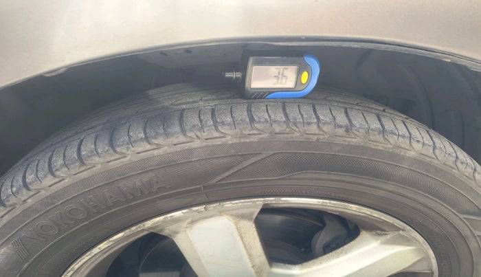 2013 Honda City 1.5L I-VTEC S AT, Petrol, Automatic, 1,24,778 km, tyre