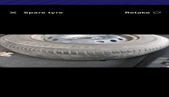 2016 Hyundai Creta SX 1.6 DIESEL, Diesel, Manual, 1,05,051 km, tyre