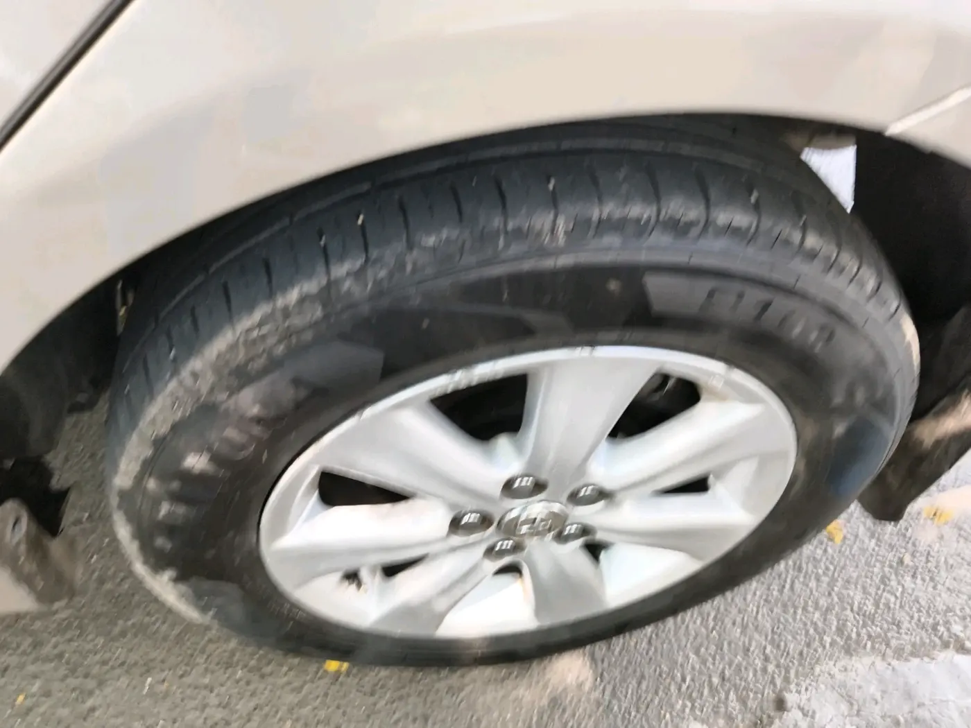 2012 Toyota Corolla Altis VL AT PETROL, CNG, Automatic, 1,55,085 km, tyre