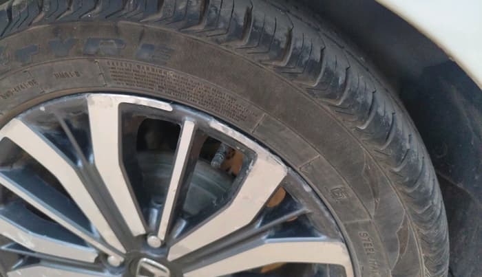 2019 Honda City 1.5L I-VTEC ZX, CNG, Manual, 87,000 km, tyre