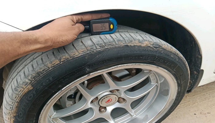 2017 Hyundai Grand i10 SPORTZ 1.2 KAPPA VTVT, CNG, Manual, 1,00,261 km, tyre