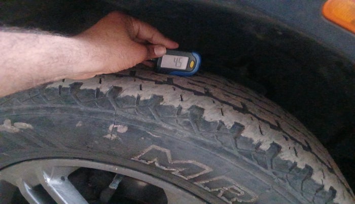 2022 Mahindra Thar LX PETROL HT 4WD AT, Petrol, Automatic, 69,760 km, tyre