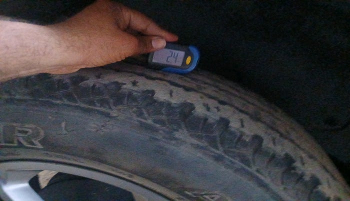 2022 Mahindra Thar LX PETROL HT 4WD AT, Petrol, Automatic, 69,760 km, tyre