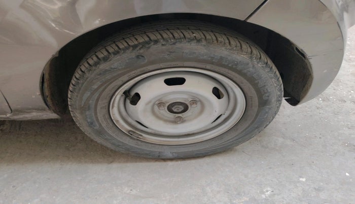 2019 Datsun Redi Go A, Petrol, Manual, 37,045 km, tyre