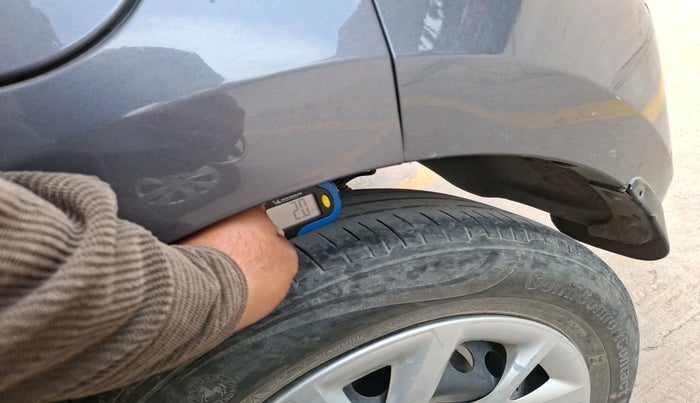 2017 Hyundai Grand i10 SPORTZ 1.2 KAPPA VTVT, Petrol, Manual, 99,552 km, tyre