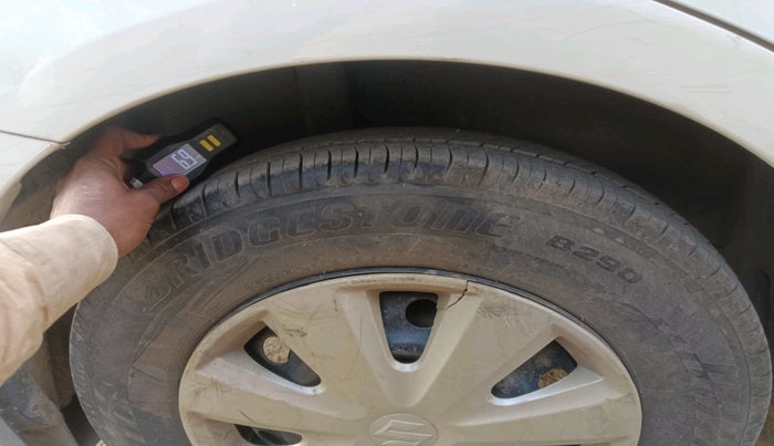 2011 Maruti Swift Dzire VXI, Petrol, Manual, 80,036 km, tyre