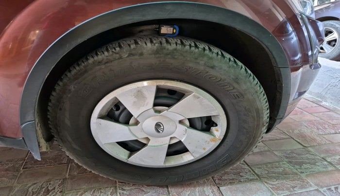 2019 Mahindra XUV500 W7 AT, Diesel, Automatic, 1,18,422 km, tyre