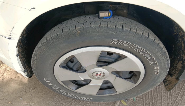 2019 Mahindra XUV500 W3, Diesel, Manual, 1,22,597 km, tyre