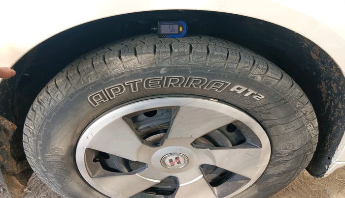 2019 Mahindra XUV500 W3, Diesel, Manual, 1,22,597 km, tyre