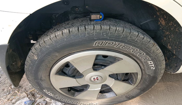 2019 Mahindra XUV500 W3, Diesel, Manual, 1,22,597 km, tyre