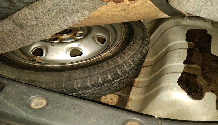 2010 Maruti Wagon R LXI MINOR, Petrol, Manual, 48,959 km, tyre