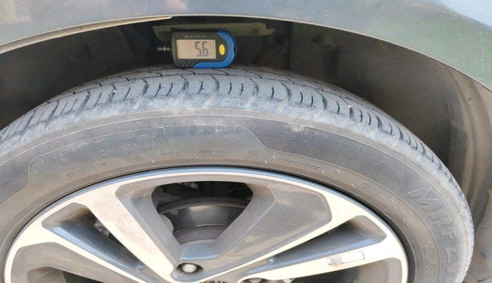 2021 Tata ALTROZ XZ PETROL, Petrol, Manual, 30,597 km, tyre