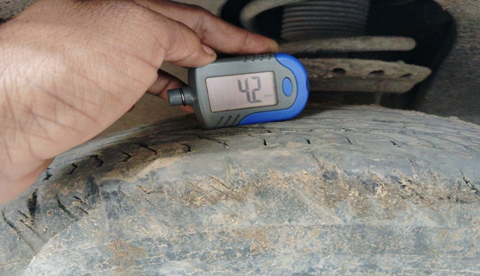 2022 Tata Safari XT, Diesel, Manual, 58,090 km, tyre