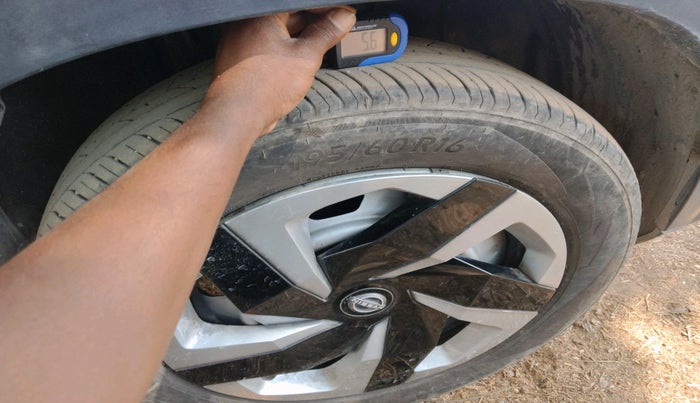 2022 Nissan MAGNITE XE, Petrol, Manual, 11,257 km, tyre