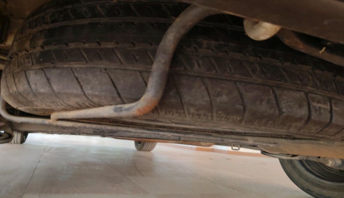 2018 Maruti Ertiga VXI, Petrol, Manual, 69,736 km, tyre