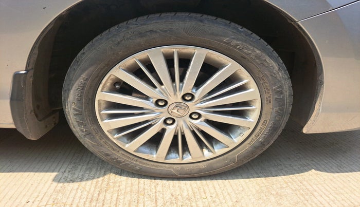 2021 Honda City 1.5L I-VTEC V MT 5TH GEN, Petrol, Manual, 24,143 km, tyre