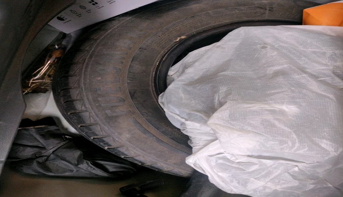 2021 Hyundai GRAND I10 NIOS SPORTZ 1.2 KAPPA VTVT CNG, CNG, Manual, 97,614 km, tyre