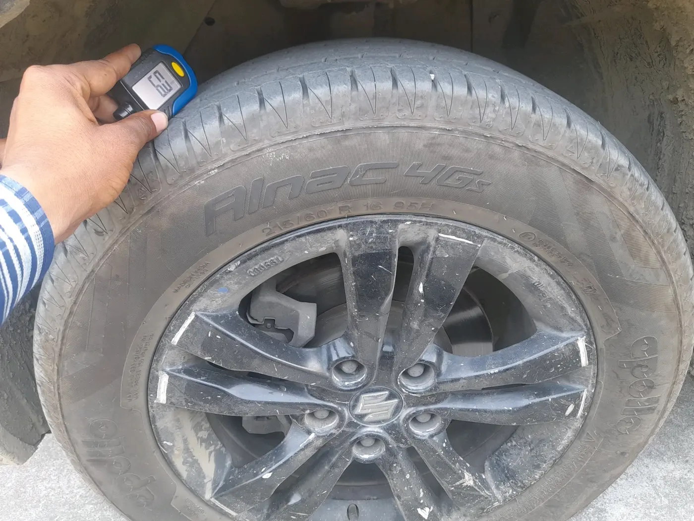 2018 Maruti Vitara Brezza ZDI PLUS AT DUAL TONE, Diesel, Automatic, 1,51,041 km, tyre