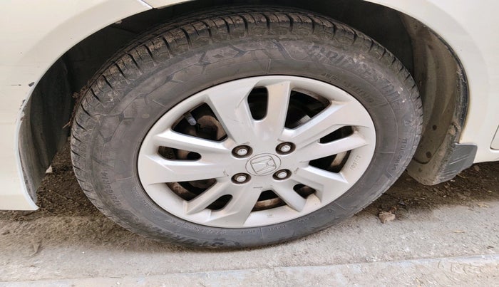 2017 Honda Amaze 1.5L I-DTEC VX, Diesel, Manual, 1,56,252 km, tyre