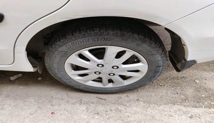 2017 Honda Amaze 1.5L I-DTEC VX, Diesel, Manual, 1,56,252 km, tyre