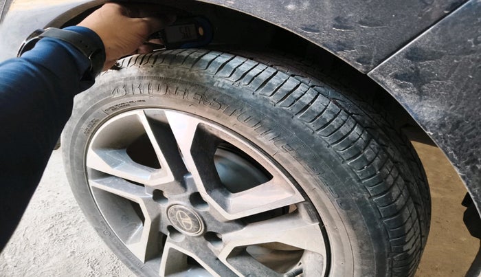 2021 Tata Tiago XZ PLUS DUAL TONE PETROL, Petrol, Manual, 50,650 km, tyre