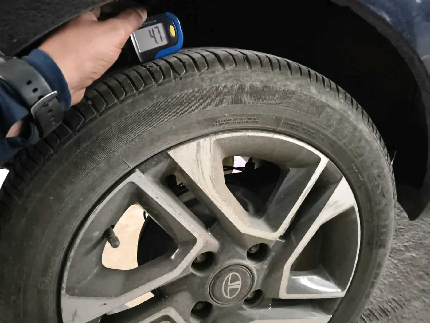 2021 Tata Tiago XZ PLUS DUAL TONE PETROL, Petrol, Manual, 51,000 km, tyre