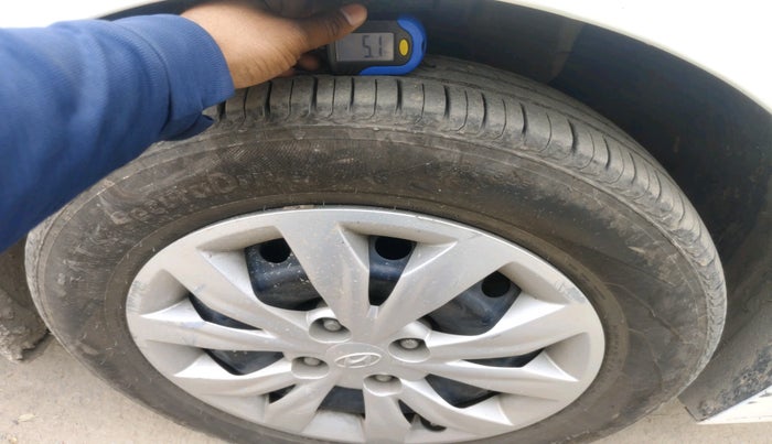 2018 Hyundai Verna 1.4 E PETROL, Petrol, Manual, 80,721 km, tyre