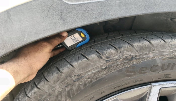 2021 Hyundai VENUE SX 1.5 CRDI, Diesel, Manual, 1,00,028 km, tyre