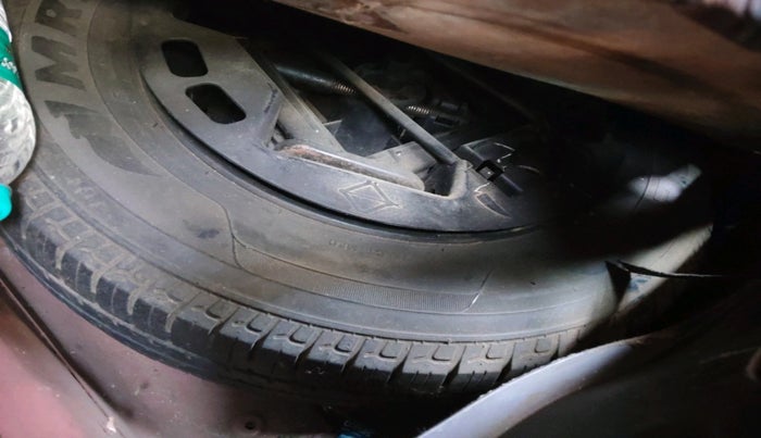 2011 Hyundai i10 MAGNA 1.2, Petrol, Manual, 97,628 km, tyre