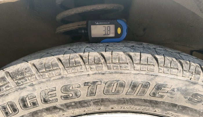 2015 Maruti Swift Dzire LDI, Diesel, Manual, 1,08,902 km, tyre