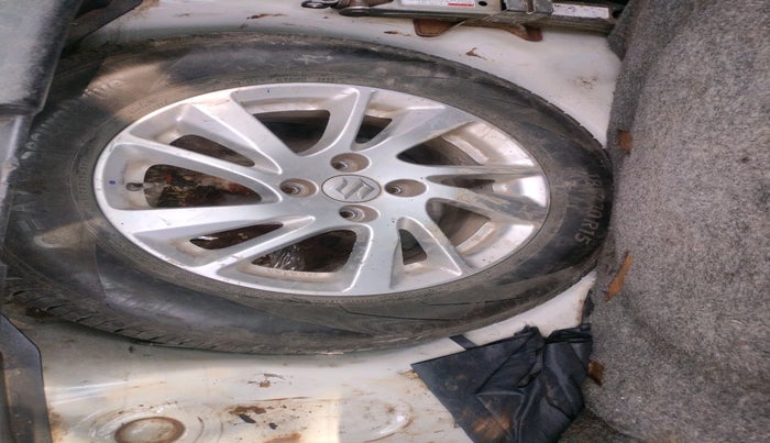 2012 Maruti Swift ZDI, Diesel, Manual, 1,44,533 km, tyre