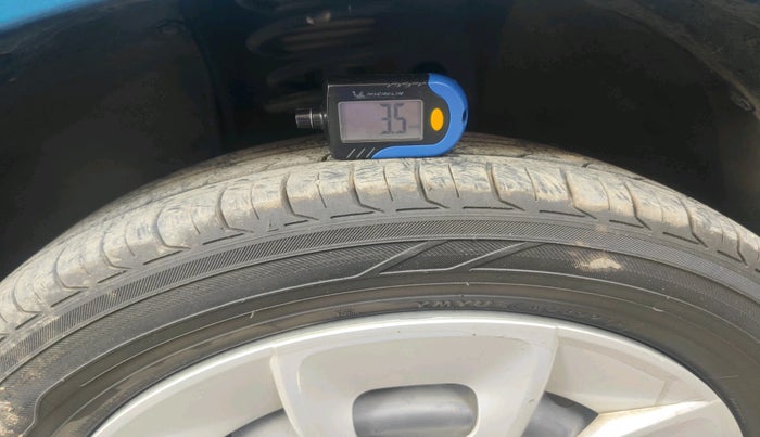 2017 Maruti IGNIS DELTA 1.2, Petrol, Manual, 83,082 km, tyre