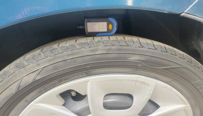 2017 Maruti IGNIS DELTA 1.2, Petrol, Manual, 83,082 km, tyre