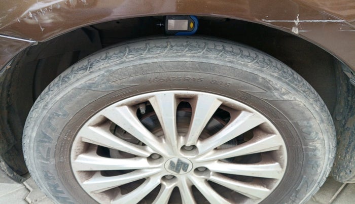 2016 Maruti Ciaz ZDI SHVS, Diesel, Manual, 69,708 km, tyre