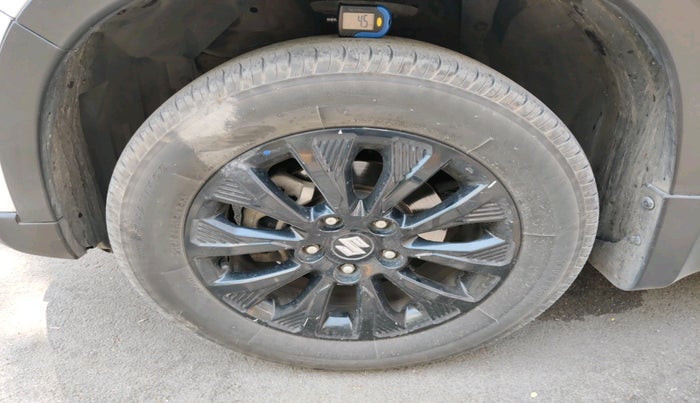 2021 Maruti Vitara Brezza ZXI, Petrol, Manual, 98,944 km, tyre