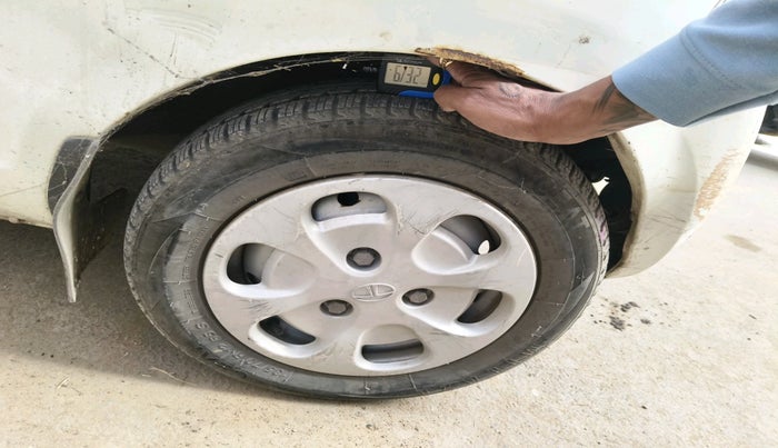 2013 Tata Nano LX, Petrol, Manual, 12,876 km, tyre